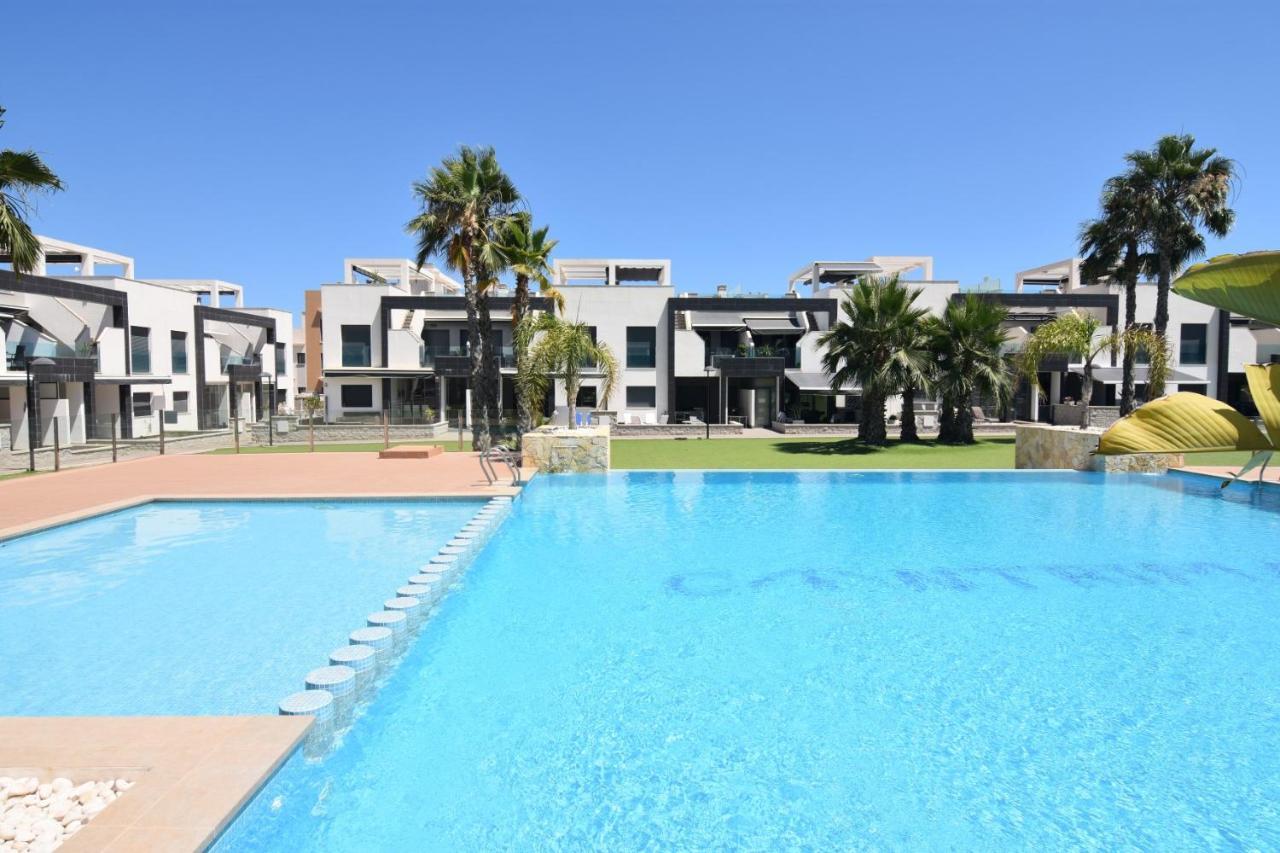 Oasis Beach Οριουέλα Εξωτερικό φωτογραφία